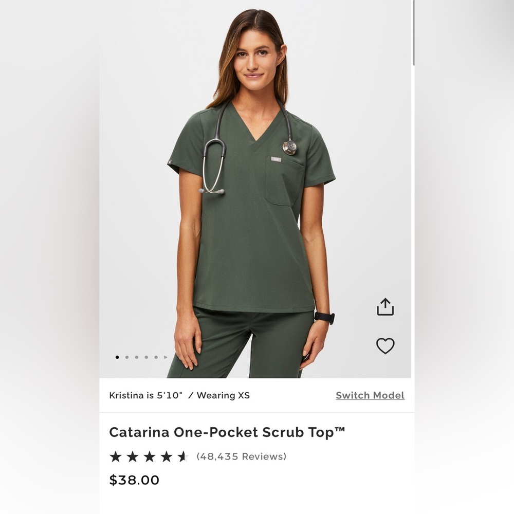 Women’s Figs Catarina Scrub top